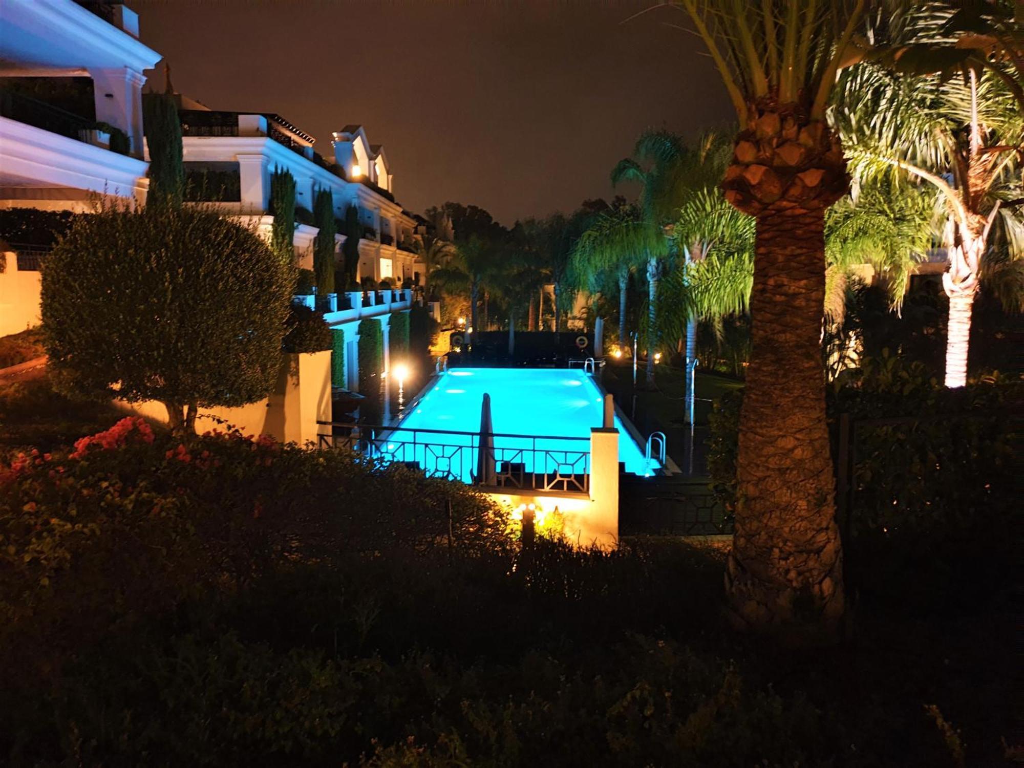 Luxury Apartment Frontal To The Sea In Estepona Doncella Beach 외부 사진