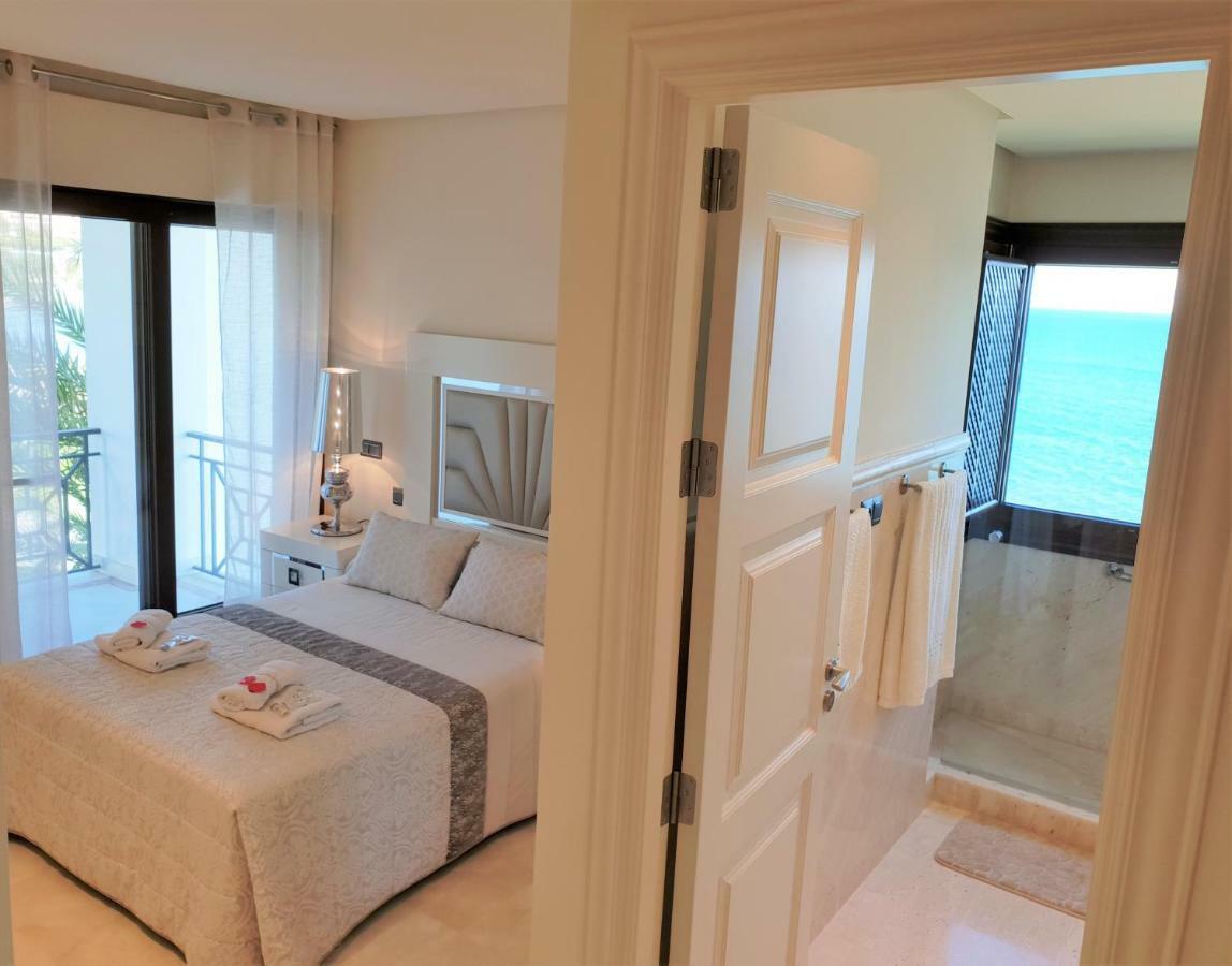 Luxury Apartment Frontal To The Sea In Estepona Doncella Beach 외부 사진