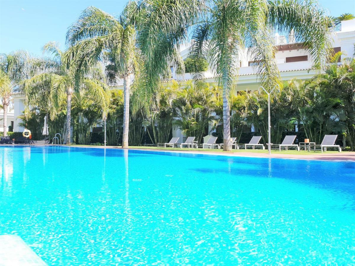 Luxury Apartment Frontal To The Sea In Estepona Doncella Beach 외부 사진