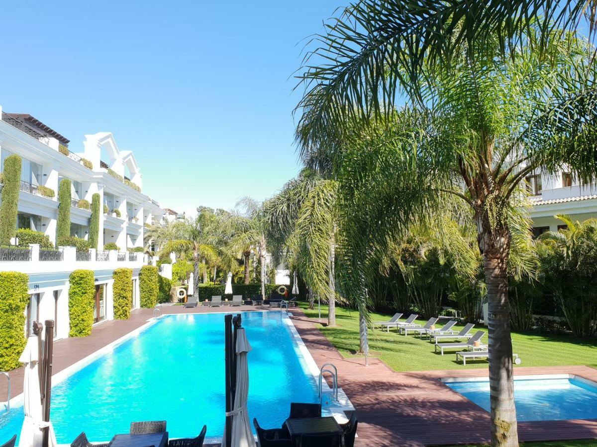 Luxury Apartment Frontal To The Sea In Estepona Doncella Beach 외부 사진