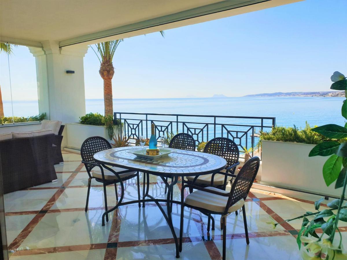 Luxury Apartment Frontal To The Sea In Estepona Doncella Beach 외부 사진